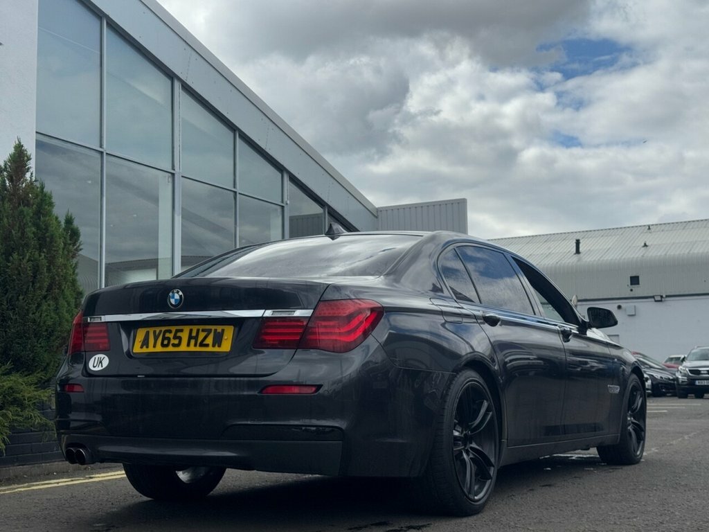BMW 7 Series 3L M Sport AY65HZW Grey #4