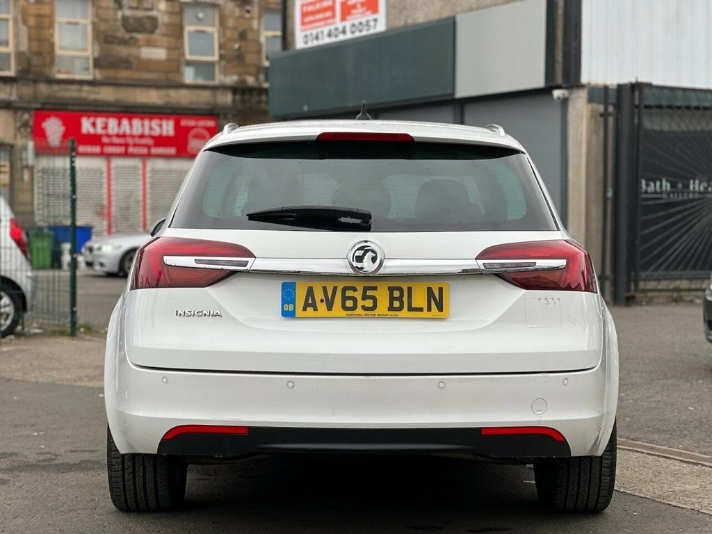 Vauxhall Insignia 2L Elite Nav AV65BLN White #6