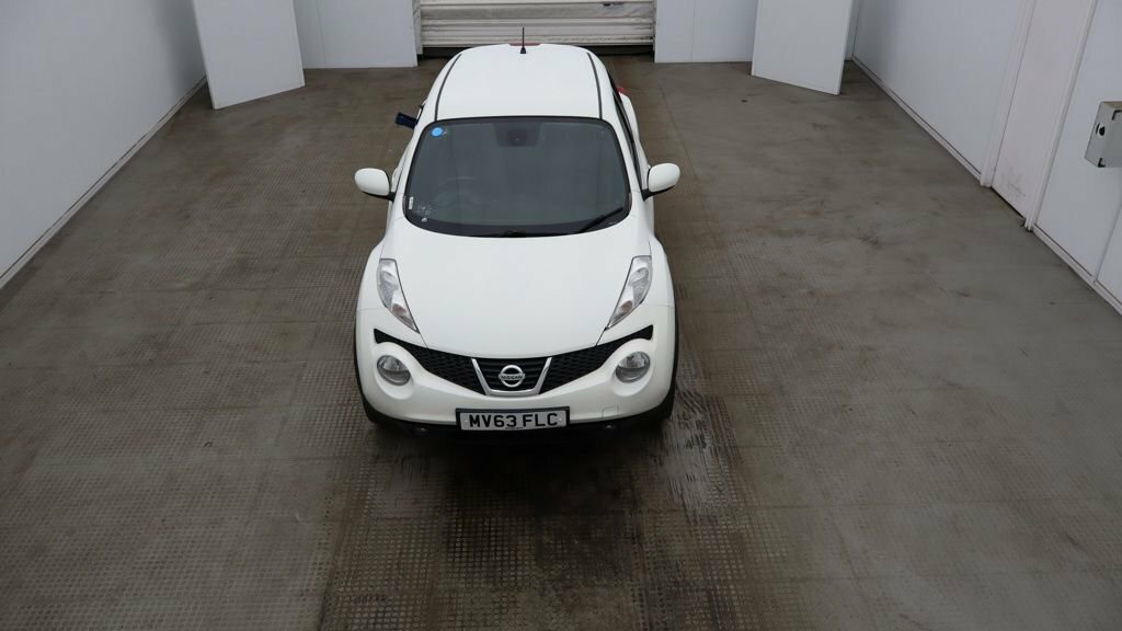 Nissan Juke 1L Tekna White
