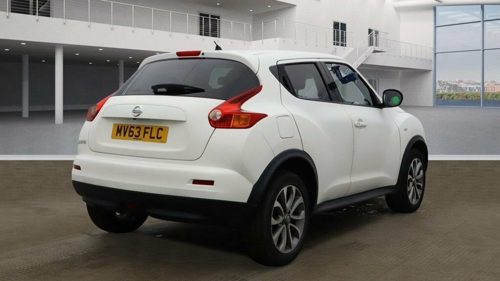 Nissan Juke 1L Tekna White #6