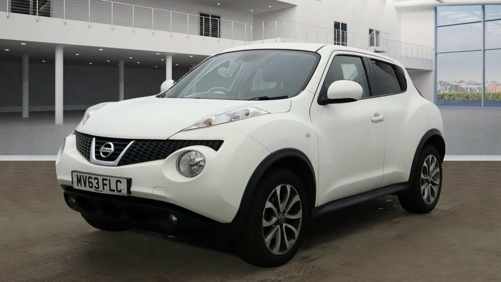 Nissan Juke 1L Tekna White #4