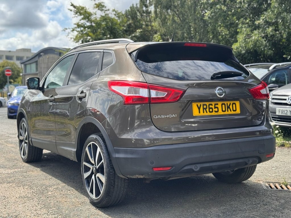 Nissan Qashqai 1.2L Tekna YR65OKO Beige #5