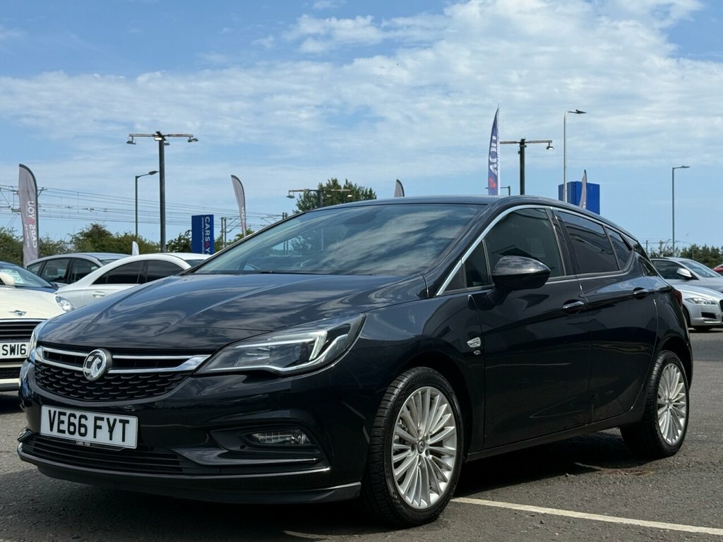 Vauxhall Astra 1L Elite Nav VE66FYT Black #2
