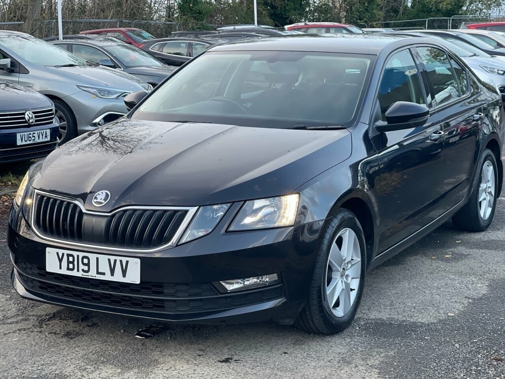 Skoda Octavia 2L Se YB19LVV Black #3