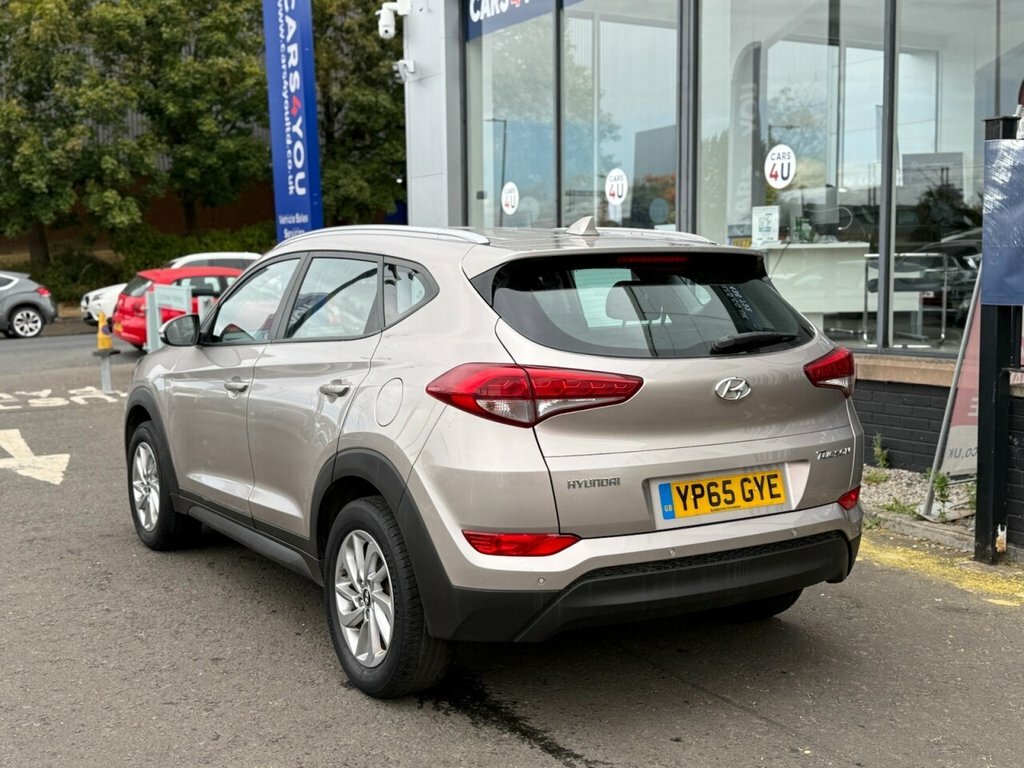Hyundai Tucson 1.6L Se Beige #6