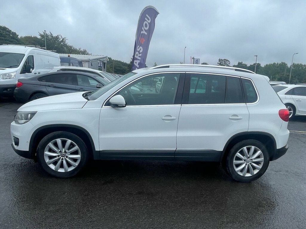Volkswagen Tiguan 2L Match NU14WTT White #4