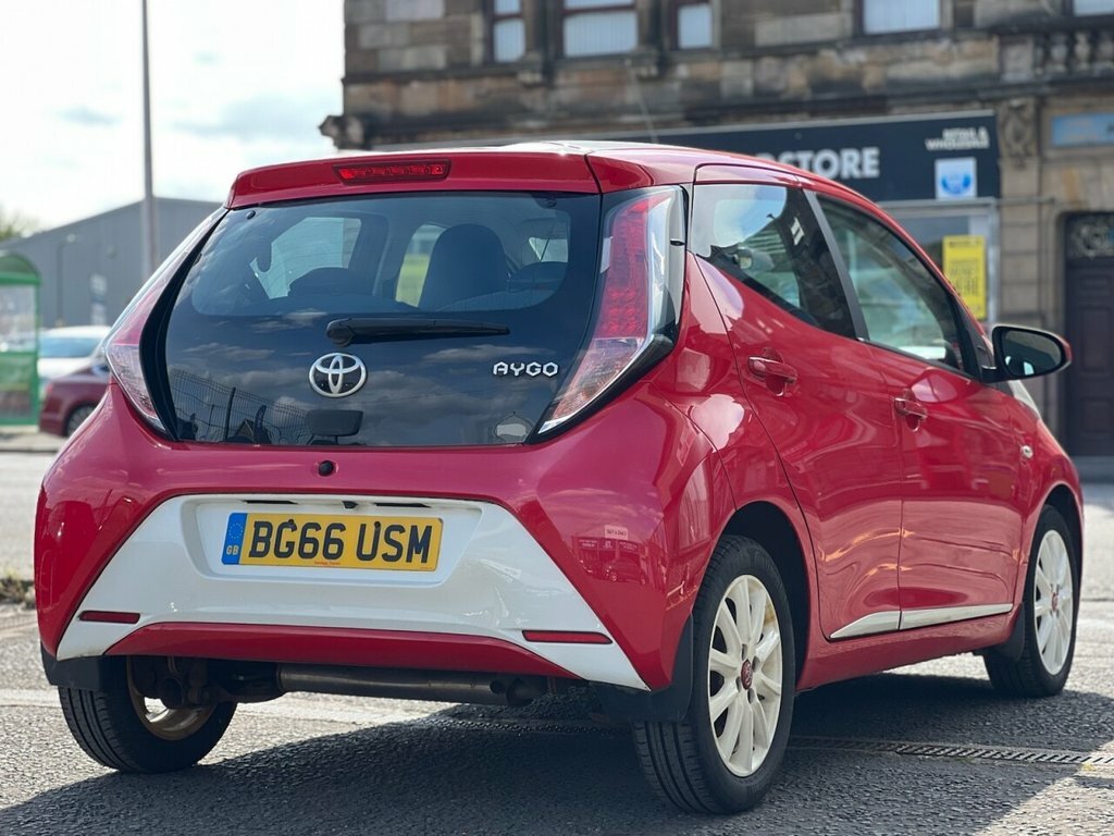 Toyota Aygo 1L X-pression BG66USM Red #5