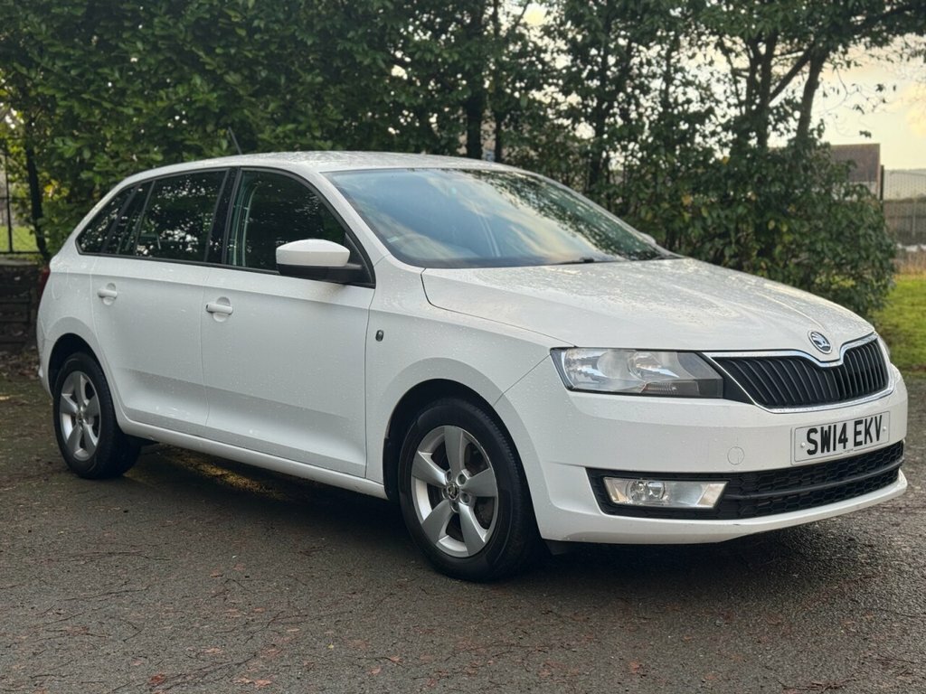 Skoda Rapid Spaceback 1.6L Se White