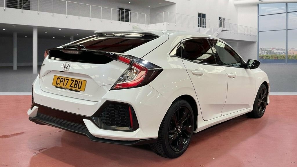 Honda Civic 1L Sr CP17ZBU White #4