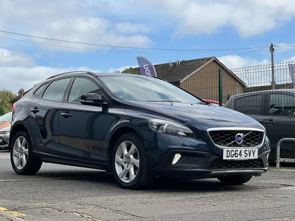 Volvo V40 Cross Country 1.6L Lux Nav Blue