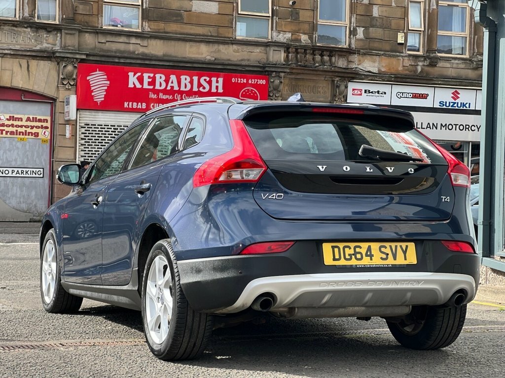 Volvo V40 Cross Country 1.6L Lux Nav DG64SVY Blue #4