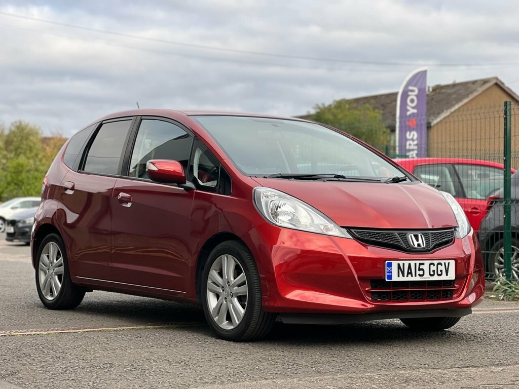 Honda Jazz 1.4L Es Plus Red