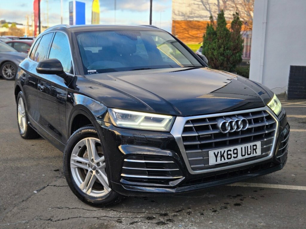 Audi Q5 2L S Line Black