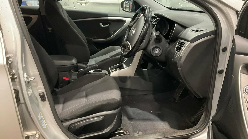 Hyundai I30 1L Se Silver #6