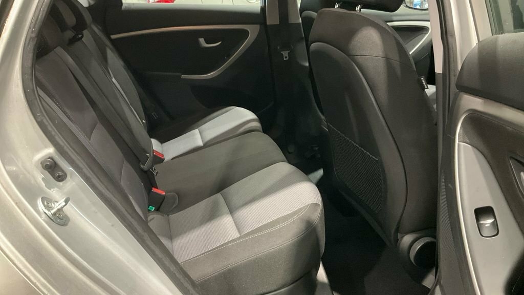 Hyundai I30 1L Se Silver #5