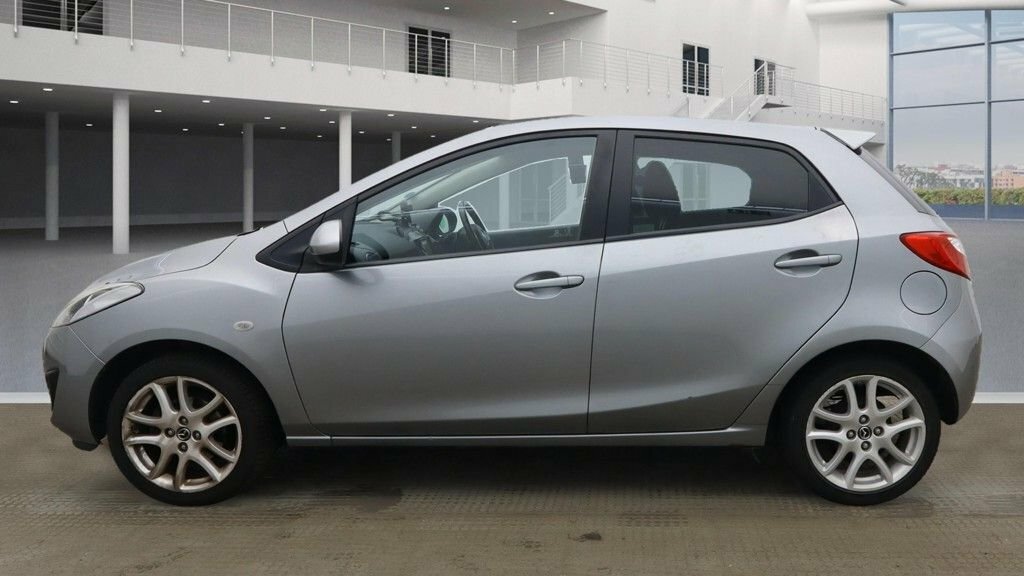 Mazda 2 1.5L Tamura Nav Silver #3