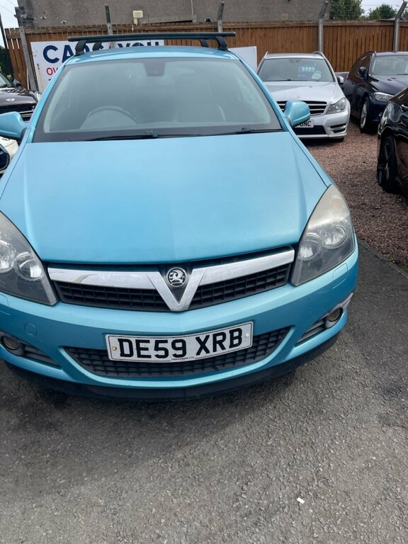 Vauxhall Astra 1.8L Design Blue
