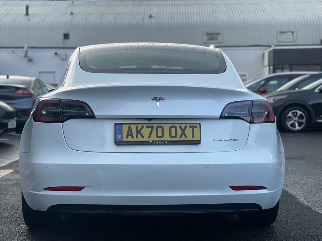 Tesla Model 3 Saloon AK70OXT White #6