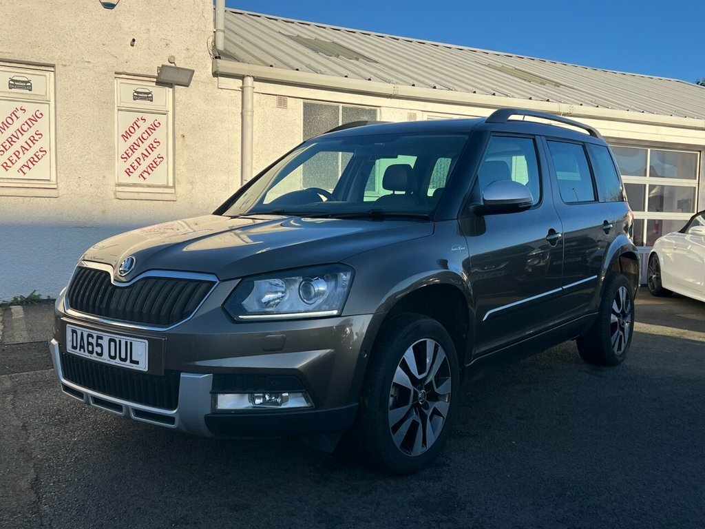 Skoda Yeti 2L Laurin Klement DA65OUL Brown #4
