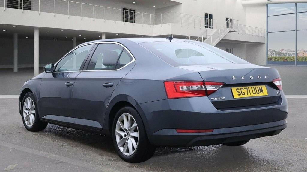 Skoda Superb 1.4L Se Technology SG71UUM Grey #3