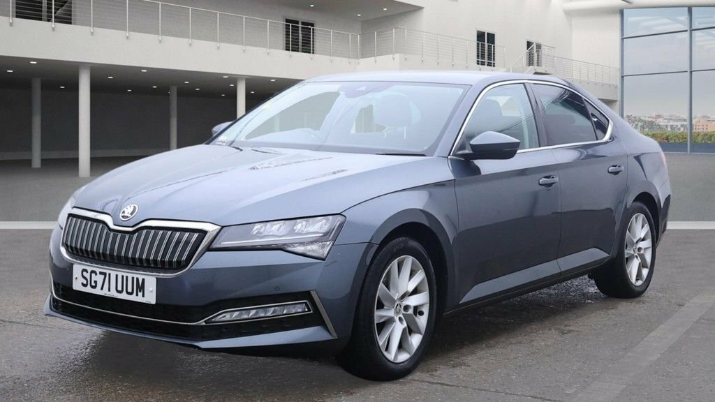 Skoda Superb 1.4L Se Technology SG71UUM Grey #2