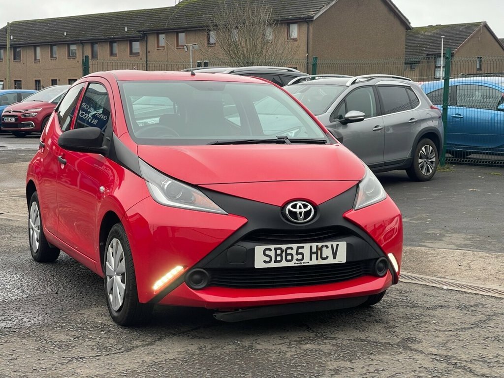 Toyota Aygo 1L X SB65HCV Red #3