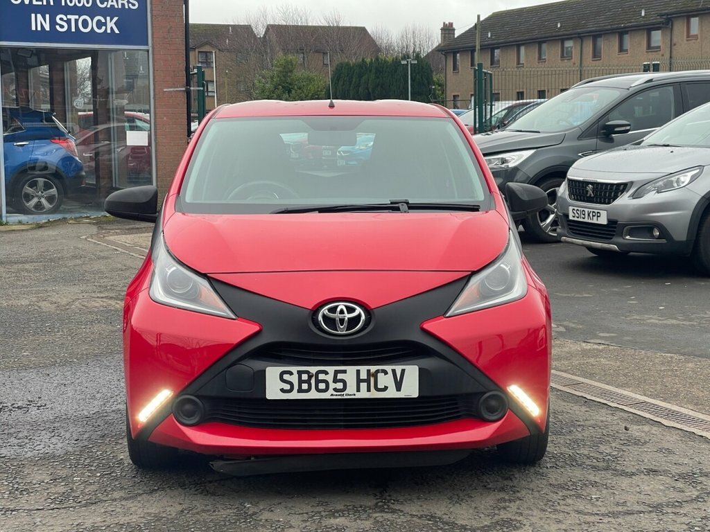 Toyota Aygo 1L X SB65HCV Red #2