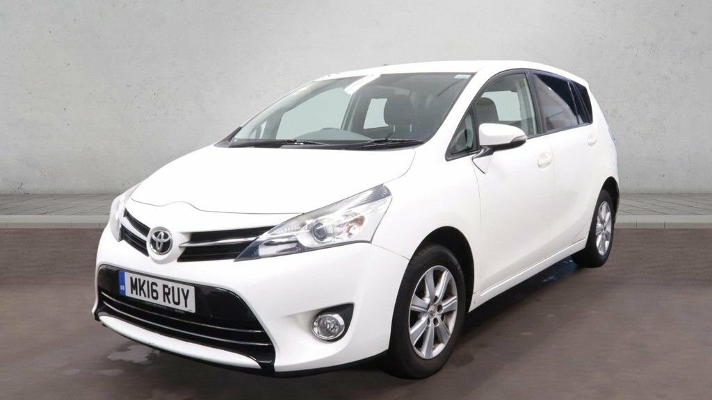 Toyota Verso 1.6L Icon White #2