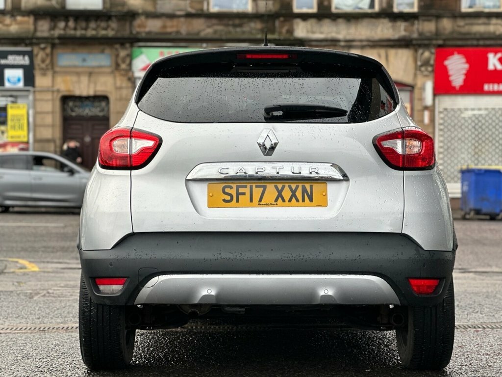 Renault Captur 1.2L Signature Nav Silver #6