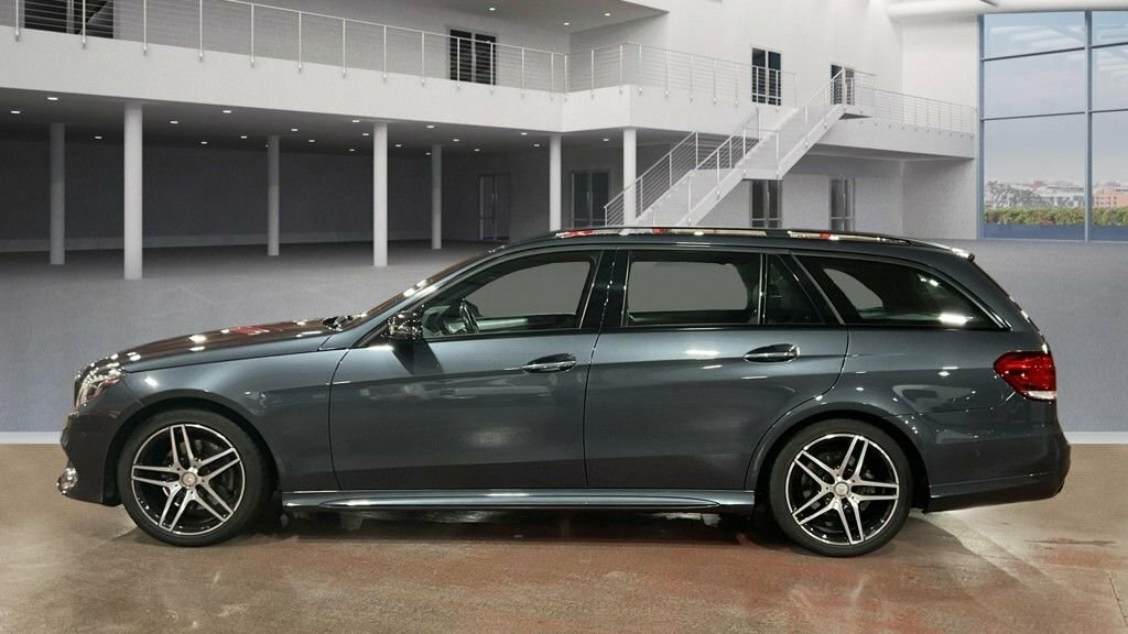 Mercedes-Benz E Class 2L Amg Night Edition NJ16MHU Grey #6