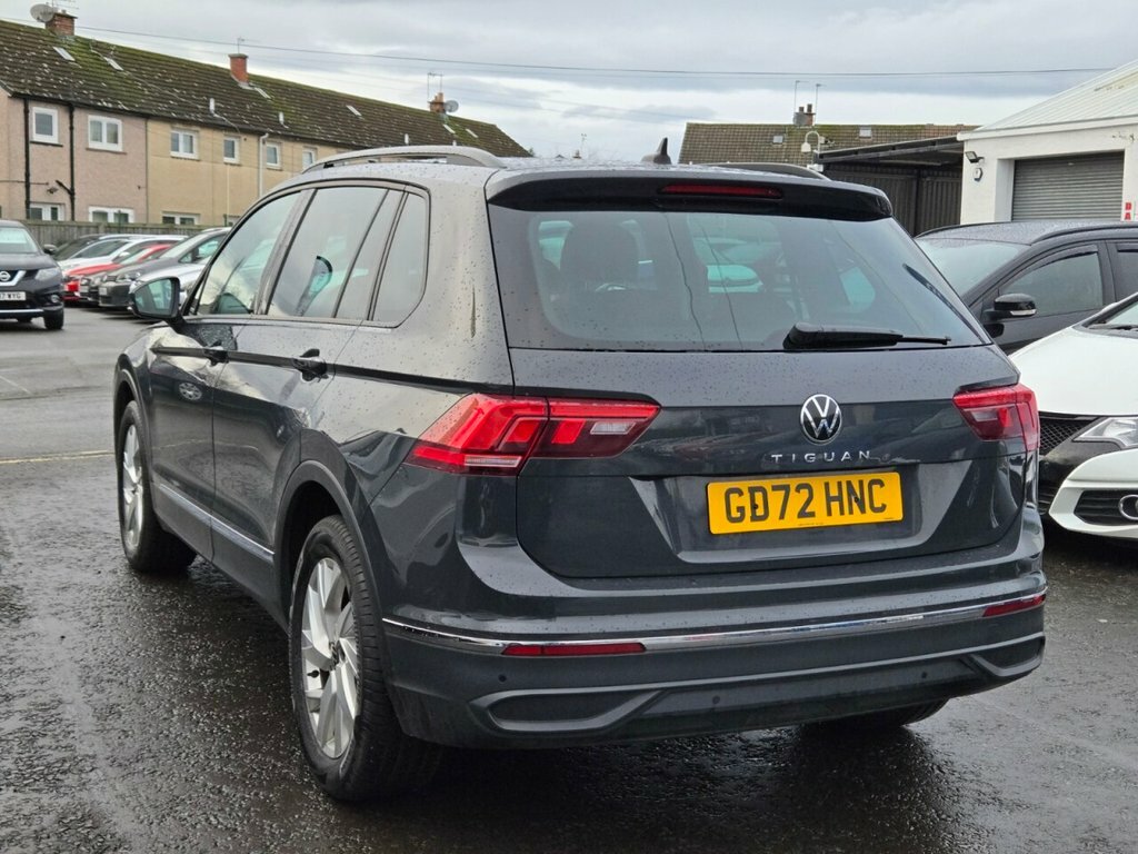 Volkswagen Tiguan 1.5L Life GD72HNC Grey #4