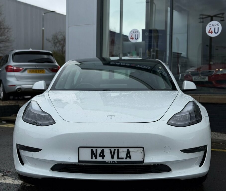 Tesla Model 3 Saloon SM70KYV White #3