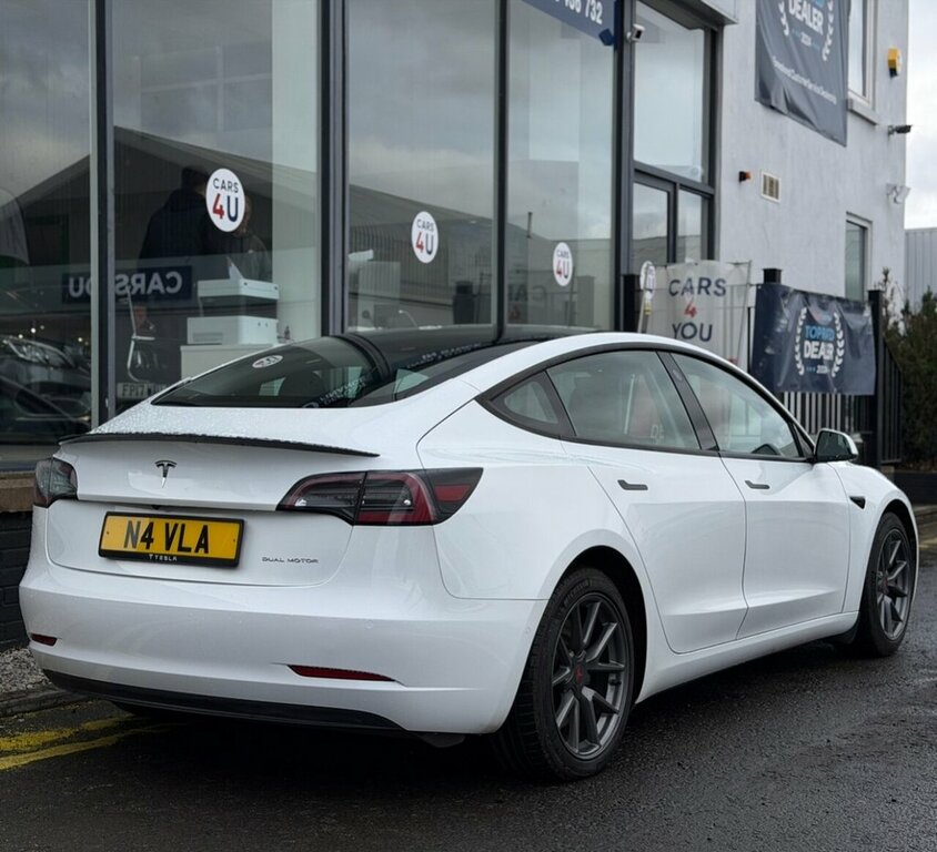 Tesla Model 3 Saloon SM70KYV White #4