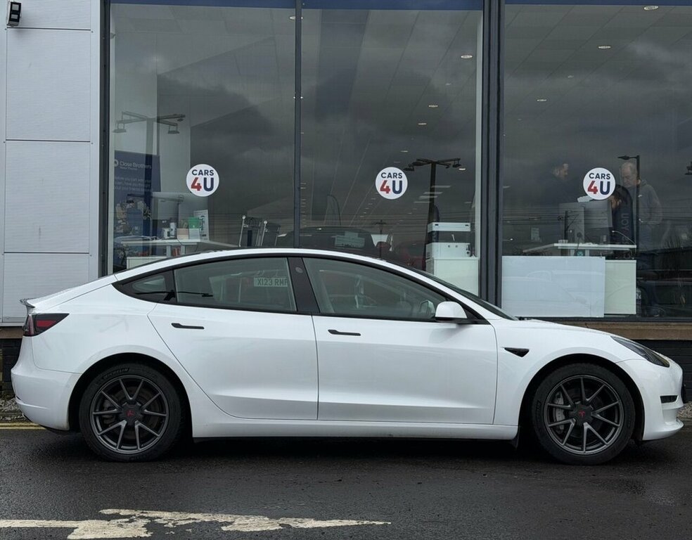 Tesla Model 3 Saloon SM70KYV White #6