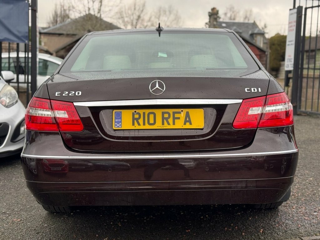 Mercedes-Benz E Class 2.1L Avantgarde Brown #6