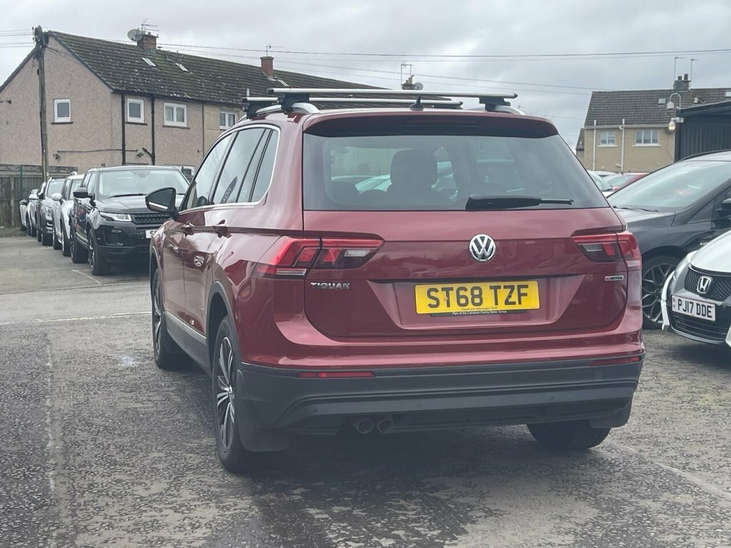 Volkswagen Tiguan 2L Se Navigation ST68TZF Red #4