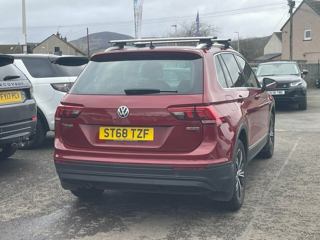 Volkswagen Tiguan 2L Se Navigation ST68TZF Red #6