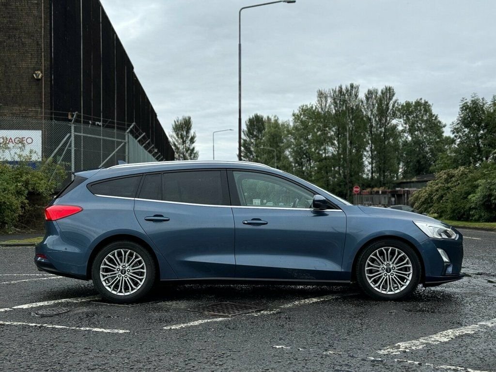 Ford Focus 1L Titanium X HX68LSV Blue #6