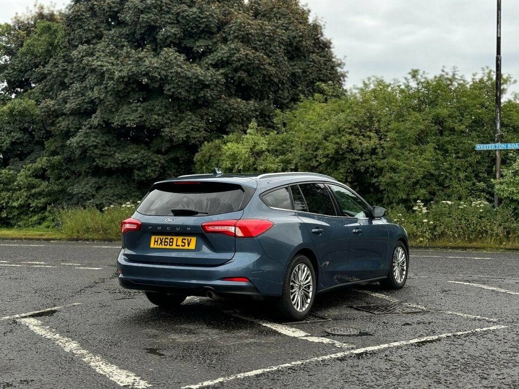 Ford Focus 1L Titanium X HX68LSV Blue #4