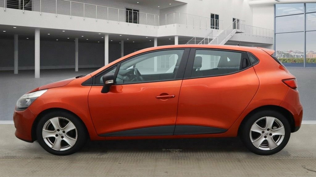 Renault Clio 1.2L Expression Red #6