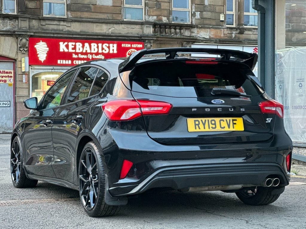 Ford Focus 1L St-line RY19CVF Black #4