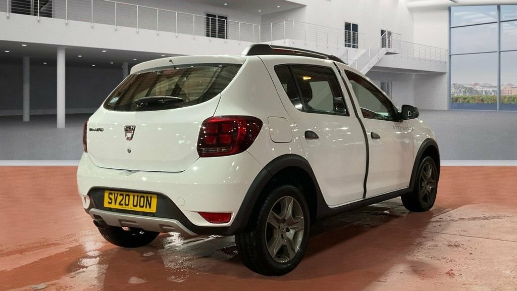 Dacia Sandero Stepway 0.9L Essential SV20UON White #4