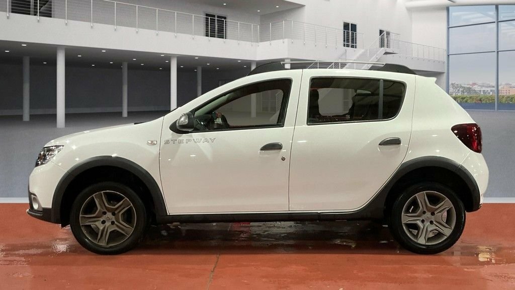 Dacia Sandero Stepway 0.9L Essential SV20UON White #6