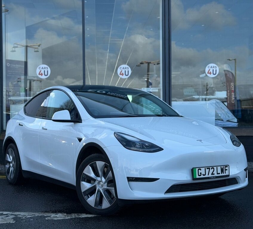 Tesla Model Y Suv White