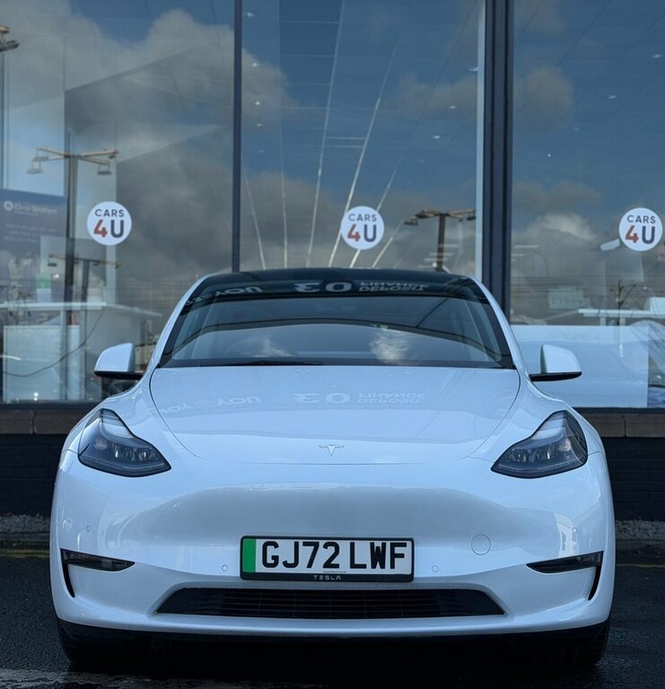Tesla Model Y Suv GJ72LWF White #3