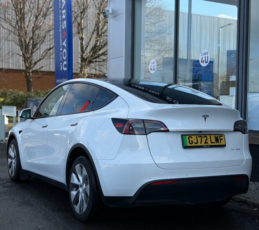 Tesla Model Y Suv GJ72LWF White #5