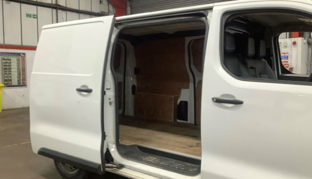 Citroen Dispatch 1.6L Enterprise M 6Dr White #6