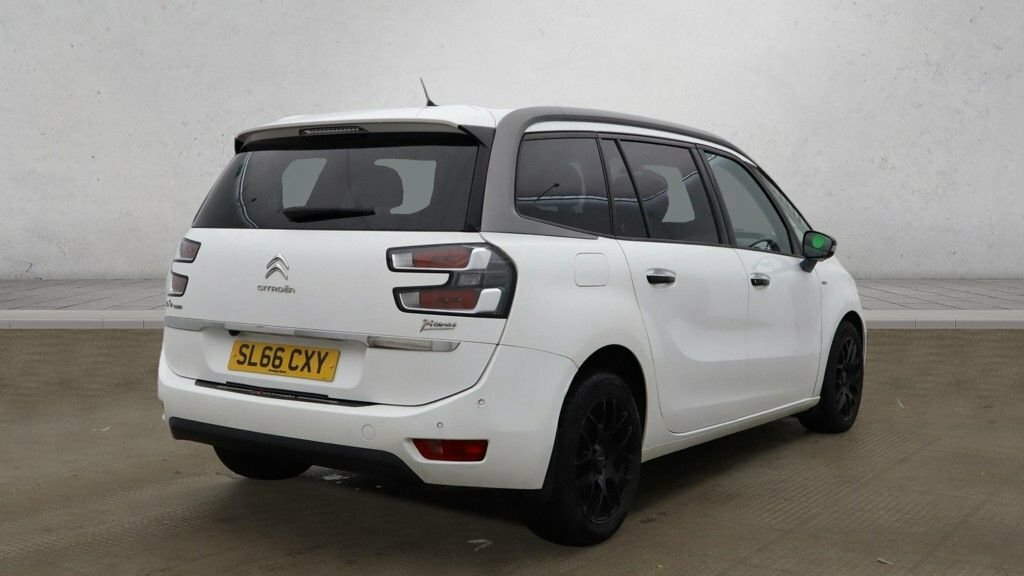 Citroen Grand C4 Picasso 1.6L Exclusive SL66CXY White #4