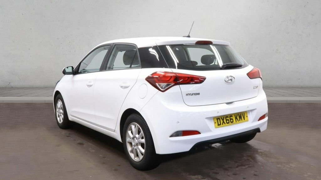 Hyundai I20 1L Se DX66KMV White #3