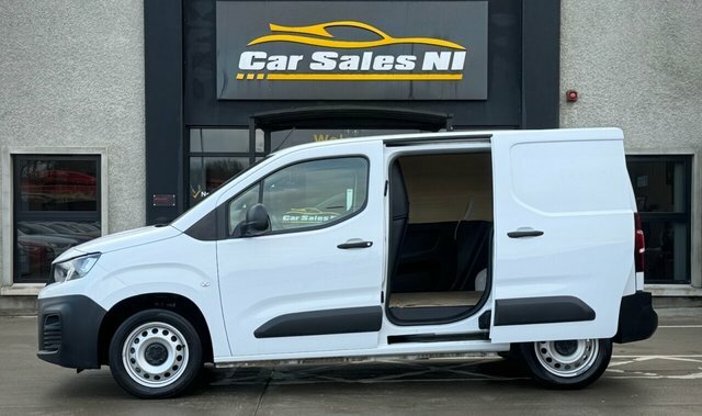 Peugeot Partner 1.5 Bluehdi 1000 Professional Premium Standard P YL23FVR White #4